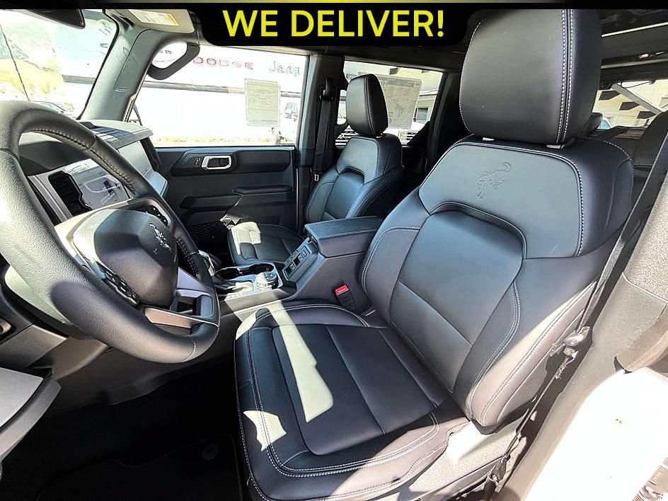 New 2026 Ford Bronco Outer Banks w/ Sasquatch Package AWD/4WD image 9