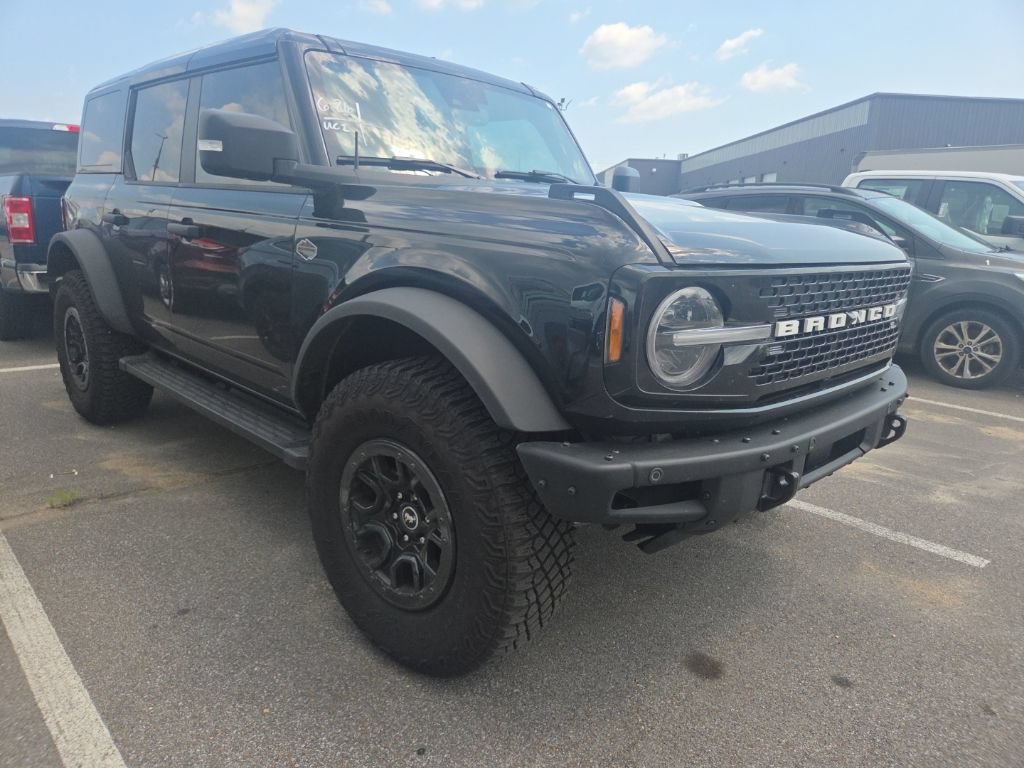 Used 2024 Ford Bronco Wildtrak AWD/4WD image 1