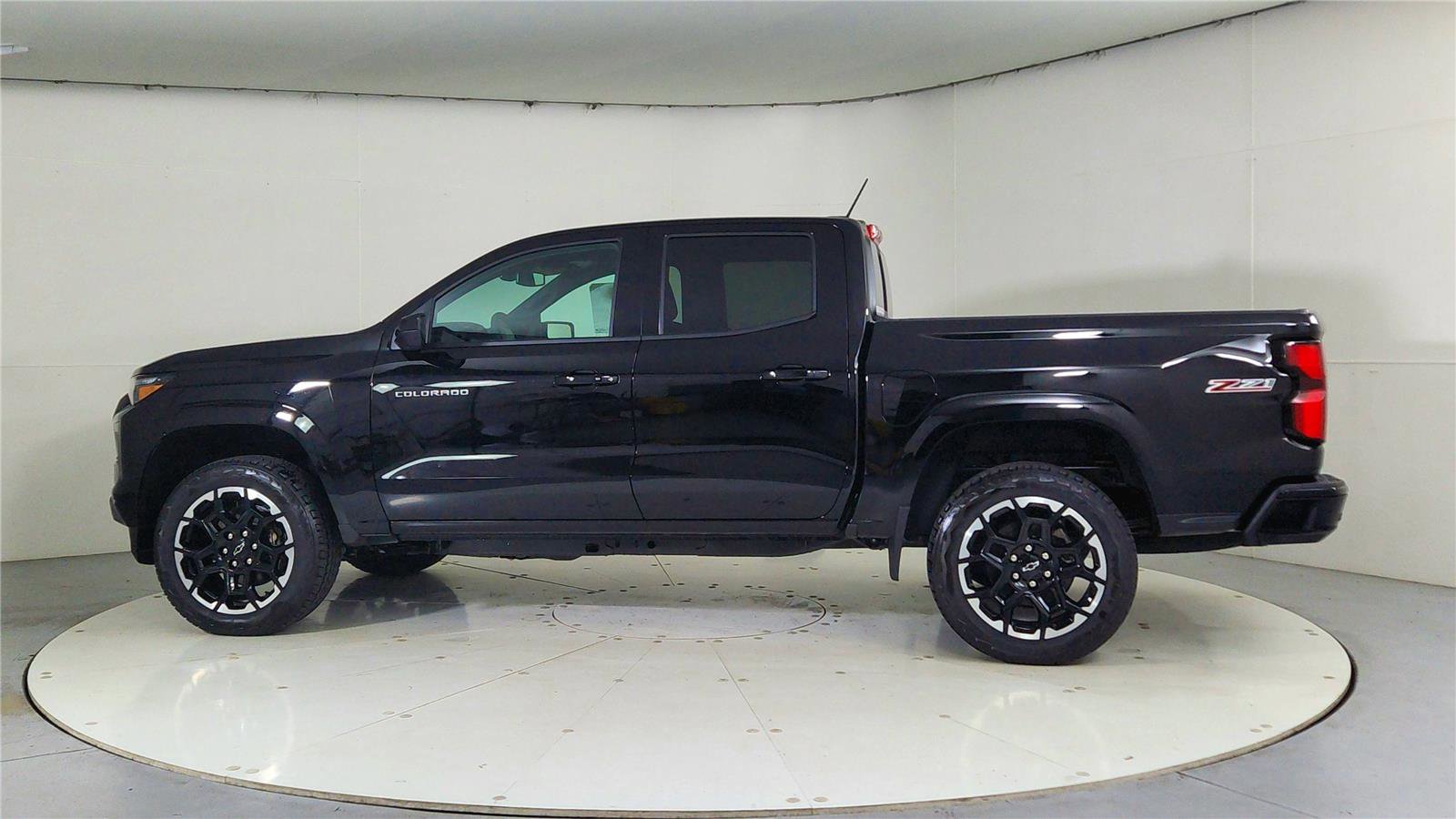 New 2026 Chevrolet Colorado Z71 w/ Z71 Convenience Package 2 image 4