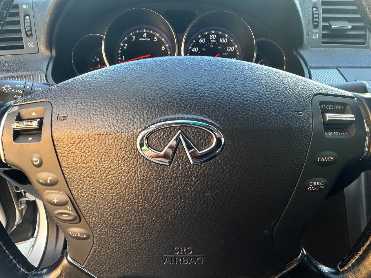 Used 2008 INFINITI M45 w/ Technology Pkg RWD image 16