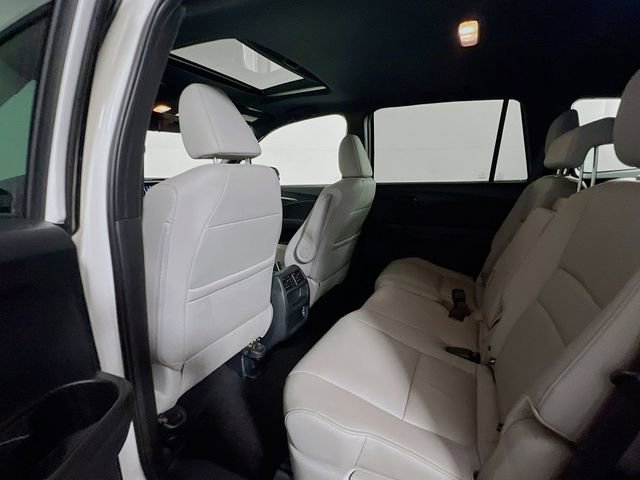 Used 2023 Honda Passport EX-L image 18