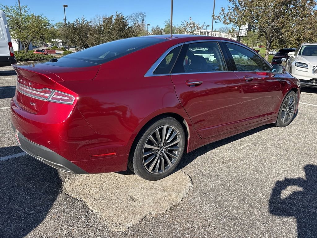 Used 2019 Lincoln MKZ Reserve FWD image 9