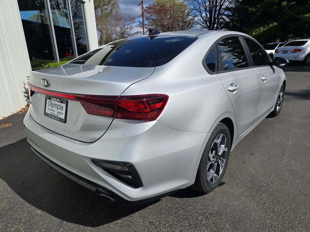 Certified 2021 Kia Forte LXS FWD image 4