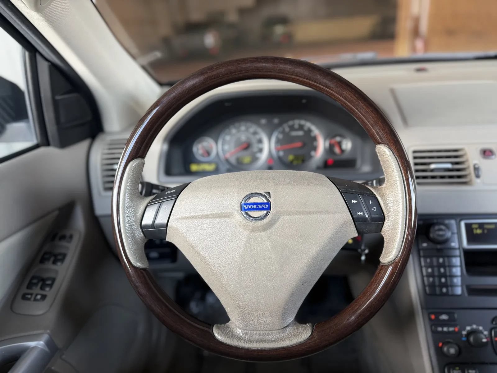 Used 2005 Volvo XC90 T6 AWD/4WD image 22