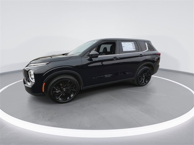 Used 2023 Mitsubishi Outlander SEL image 4