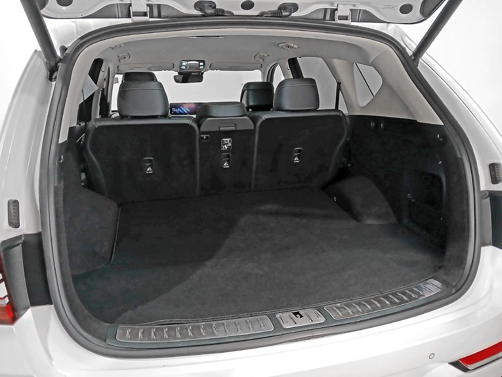 Used 2024 Genesis GV80 2.5T AWD/4WD image 8