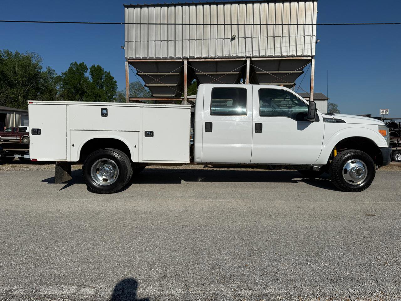 Used 2016 Ford F350 XL AWD/4WD image 6