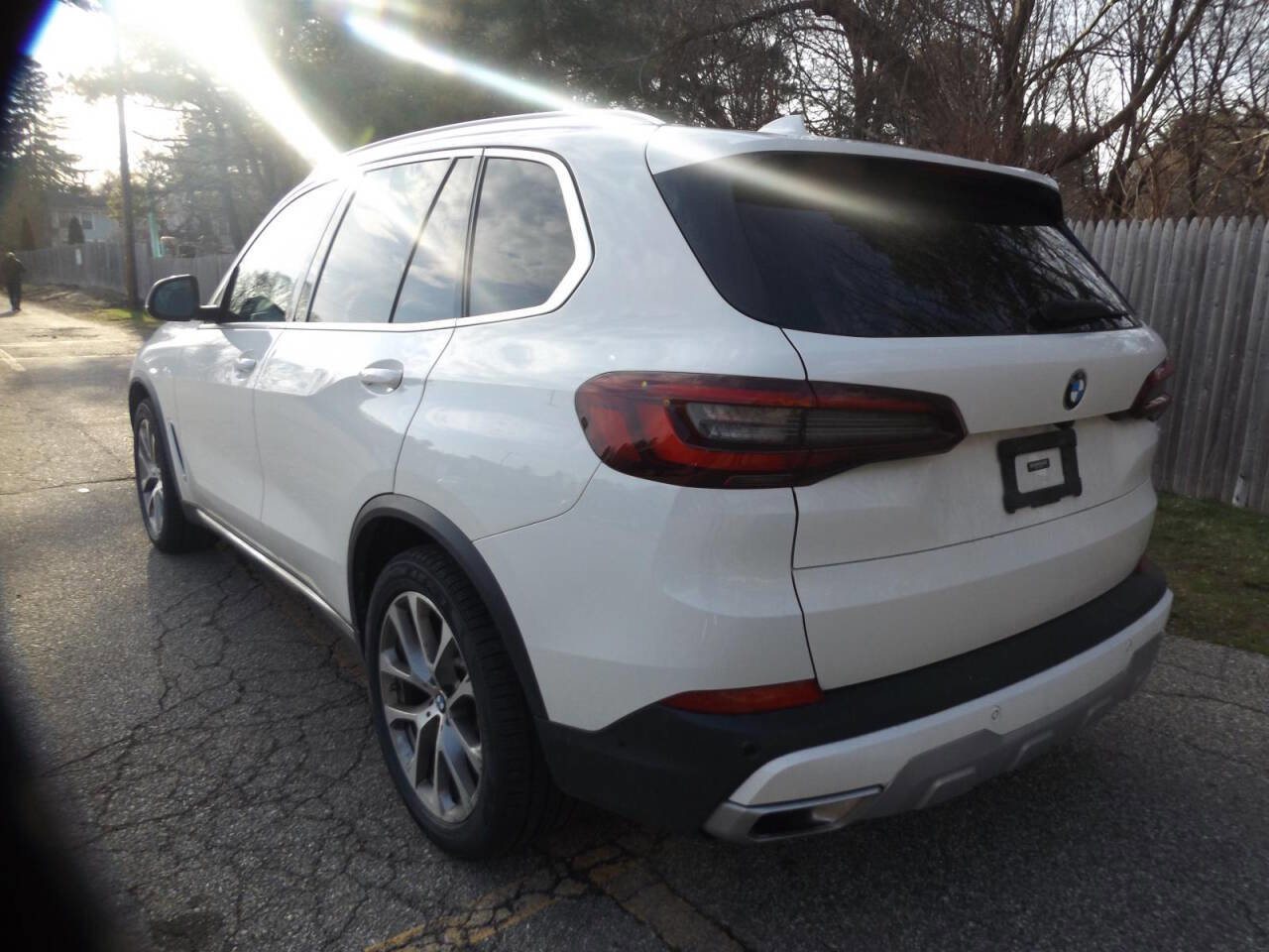 Used 2020 BMW X5 xDrive40i w/ Convenience Package image 3