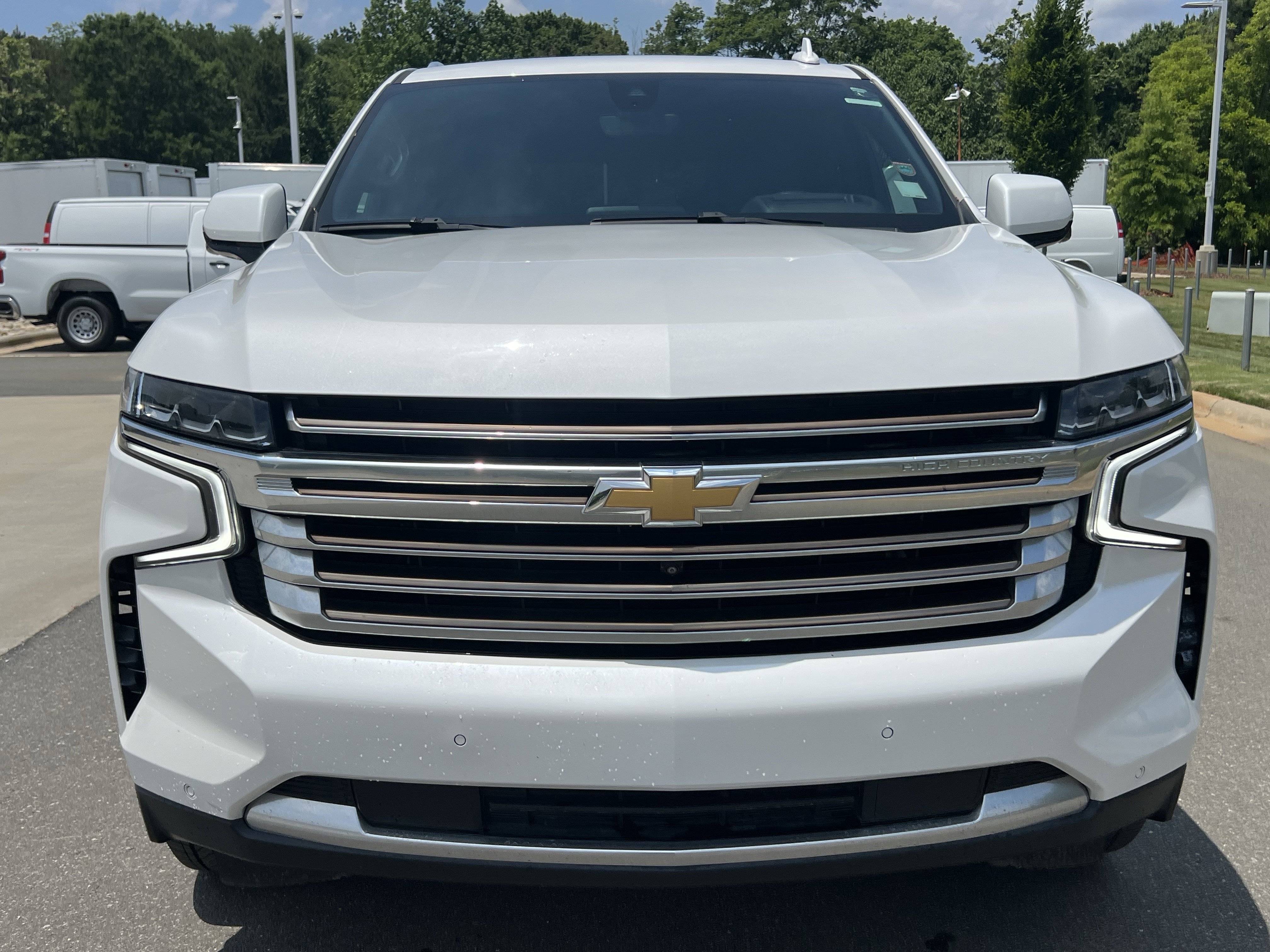 Used 2021 Chevrolet Tahoe High Country w/ Premium Package AWD/4WD image 4