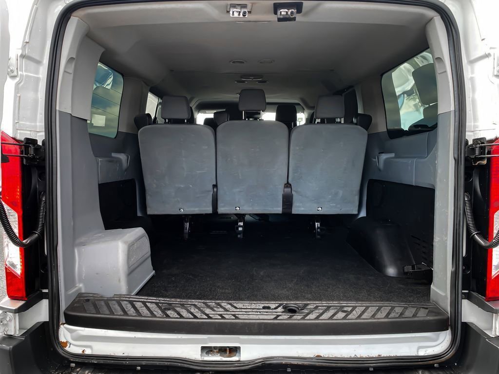 Used 2018 Ford Transit 150 XLT image 13