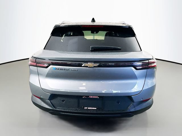 New 2026 Chevrolet Equinox EV LT AWD/4WD image 7
