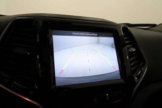 Used 2022 Jeep Cherokee Limited image 15