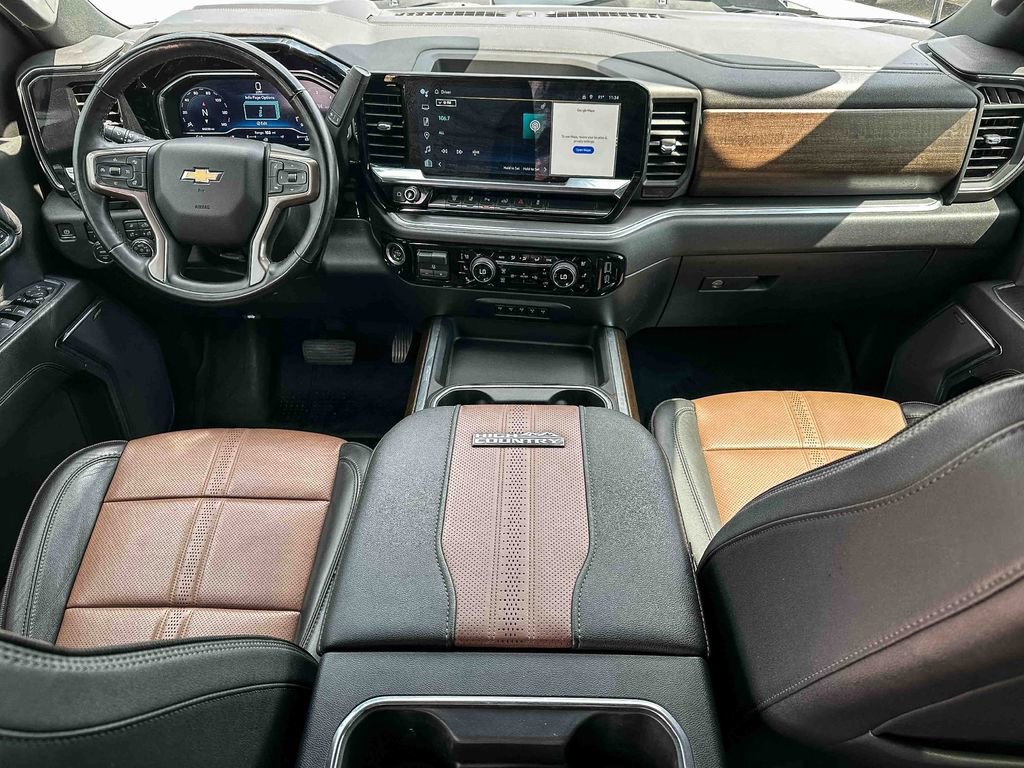 Used 2024 Chevrolet Silverado 3500 High Country w/ Technology Package AWD/4WD image 11