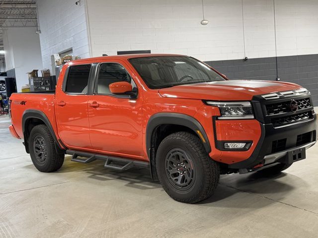 Used 2025 Nissan Frontier PRO-4X w/ Black Accent Package AWD/4WD image 4