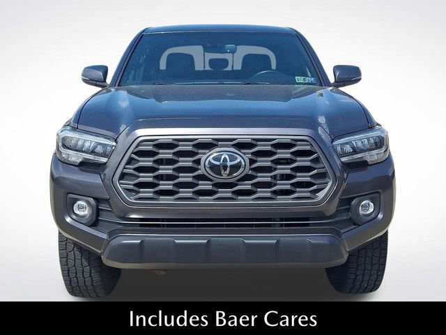 Used 2022 Toyota Tacoma TRD Off-Road w/ Technology Package AWD/4WD image 2