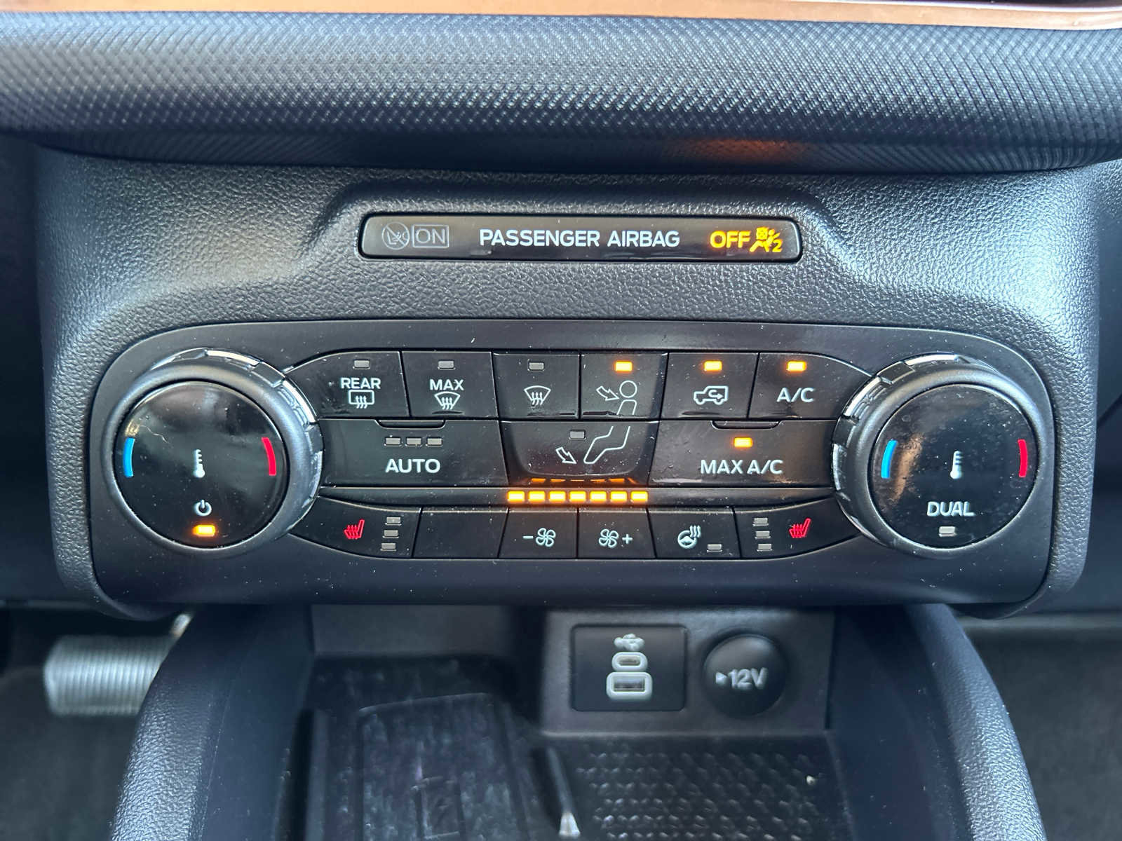 Used 2024 Ford Bronco Sport Outer Banks w/ Tech Package image 24