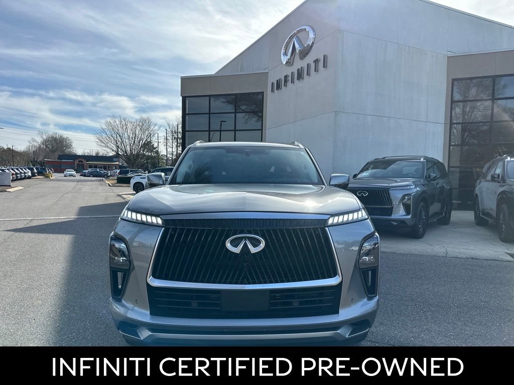 Certified 2025 INFINITI QX80 Sensory image 3