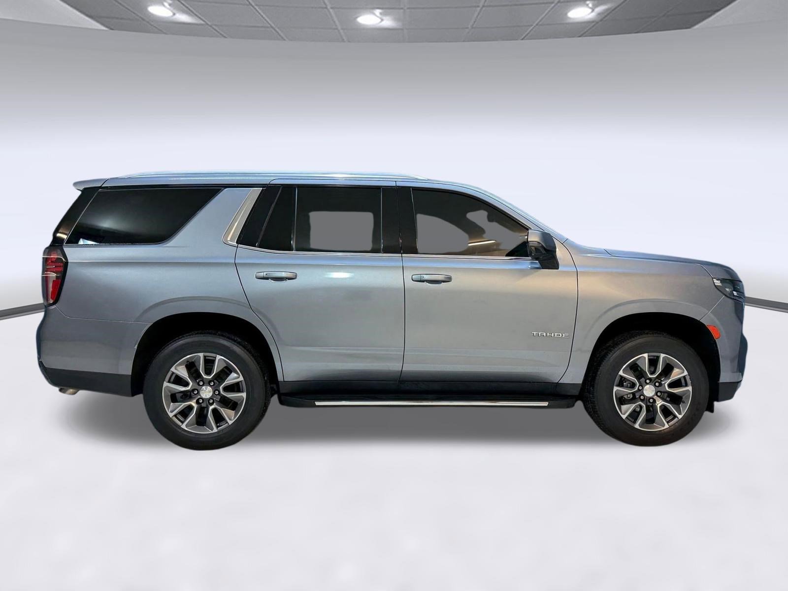 Used 2022 Chevrolet Tahoe LT w/ LT Signature Package image 8