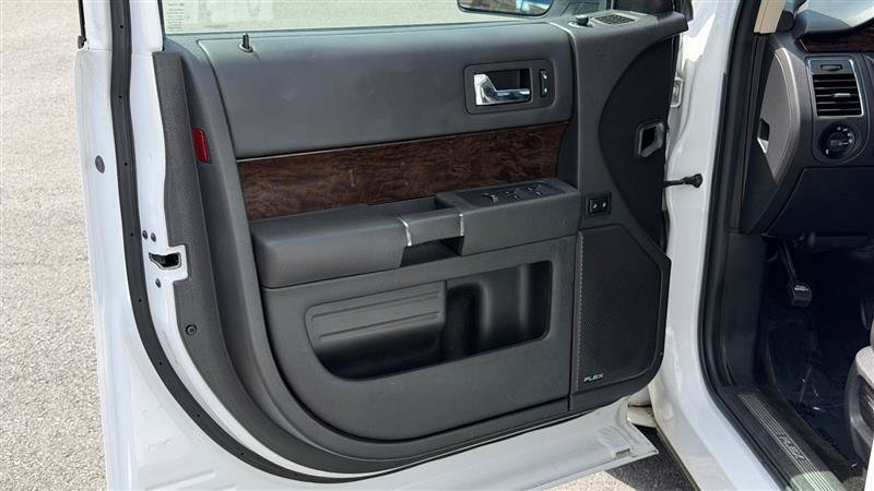 Used 2019 Ford Flex Limited AWD/4WD image 21