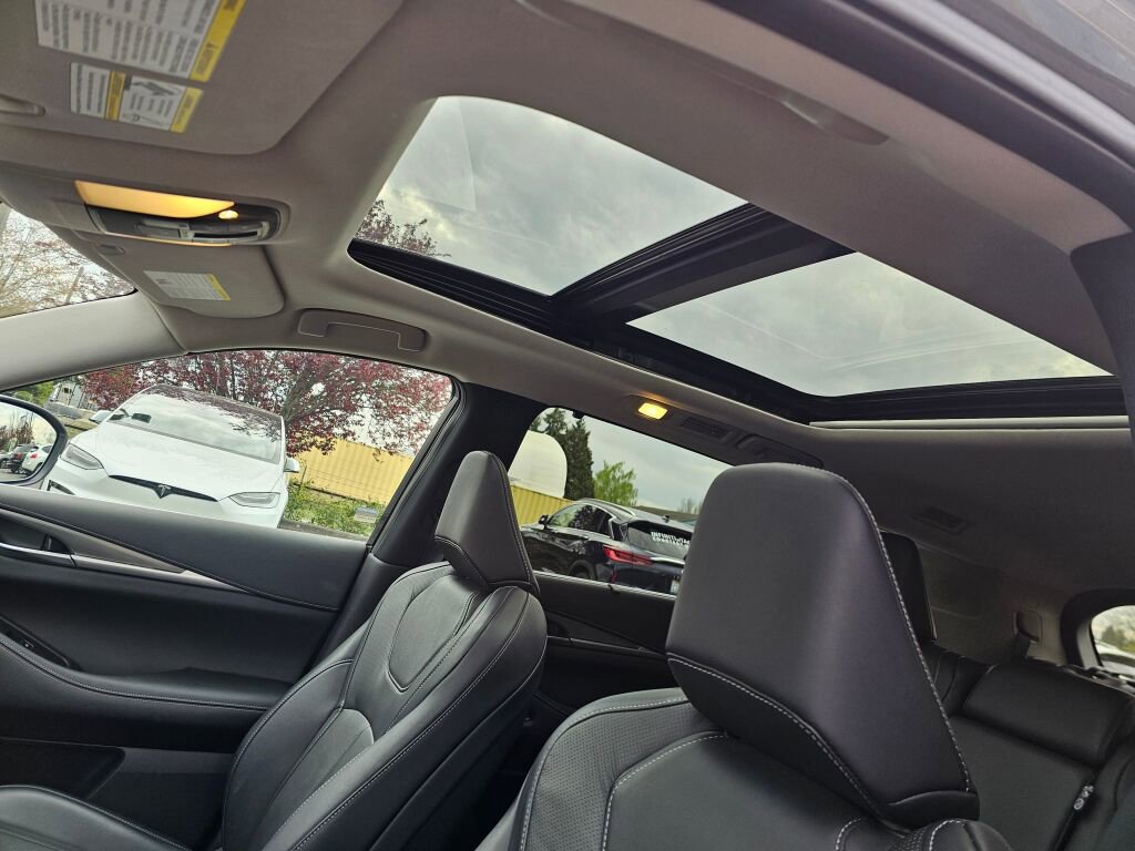 Used 2023 INFINITI QX60 Luxe w/ Cargo Package image 27