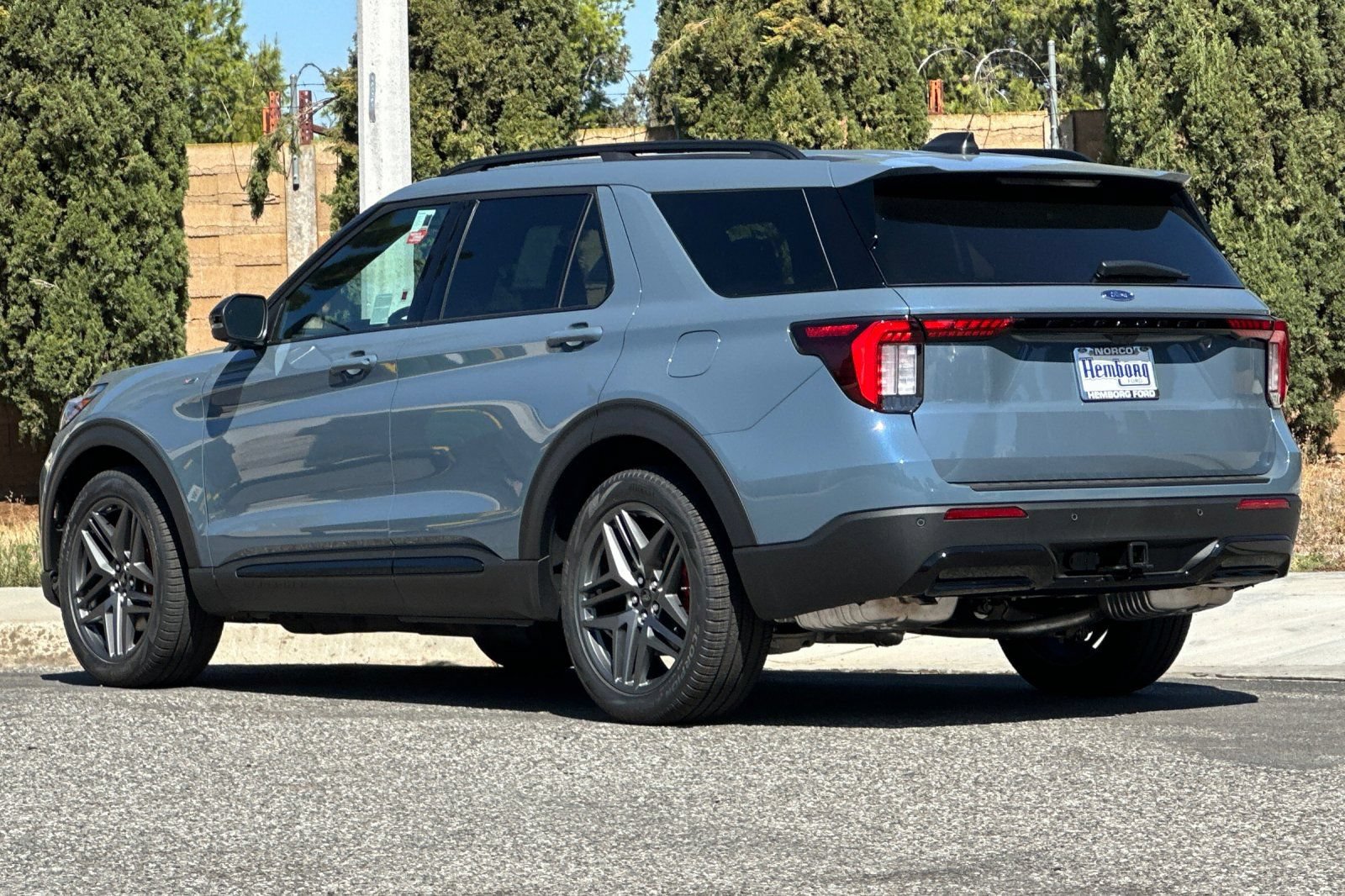 New 2026 Ford Explorer ST-Line w/ ST-Line Street Pack RWD image 6