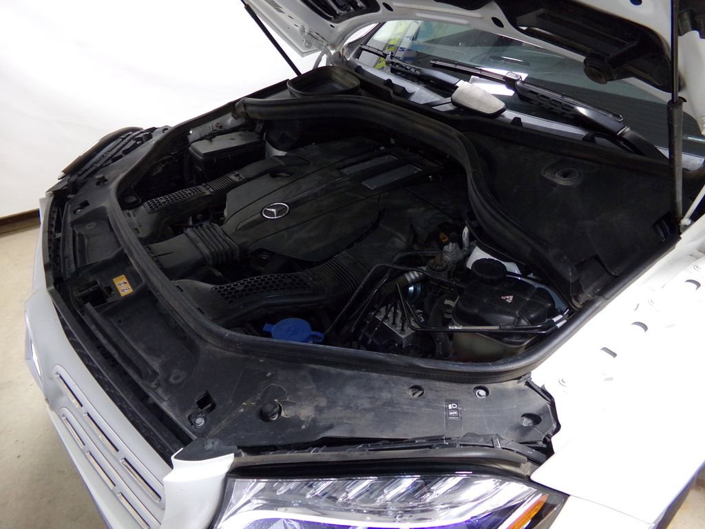 Used 2019 Mercedes-Benz GLS 450 4MATIC image 30