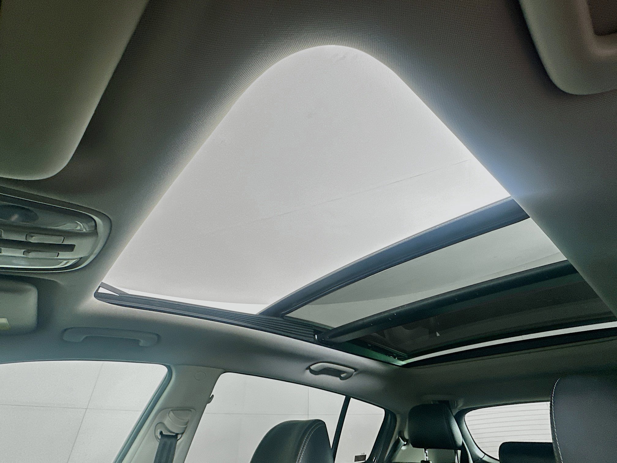 Used 2017 Kia Sportage EX w/ EX Technology Package image 26