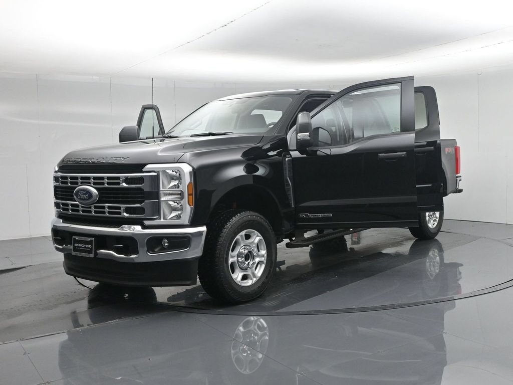 New 2026 Ford F250 XLT w/ FX4 Off-Road Package AWD/4WD image 30