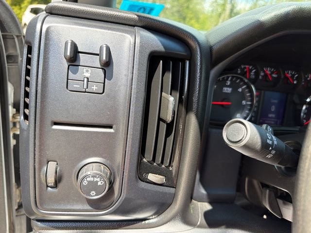 Used 2017 GMC Sierra 3500 4x4 Regular Cab w/ Sierra Convenience Package image 17