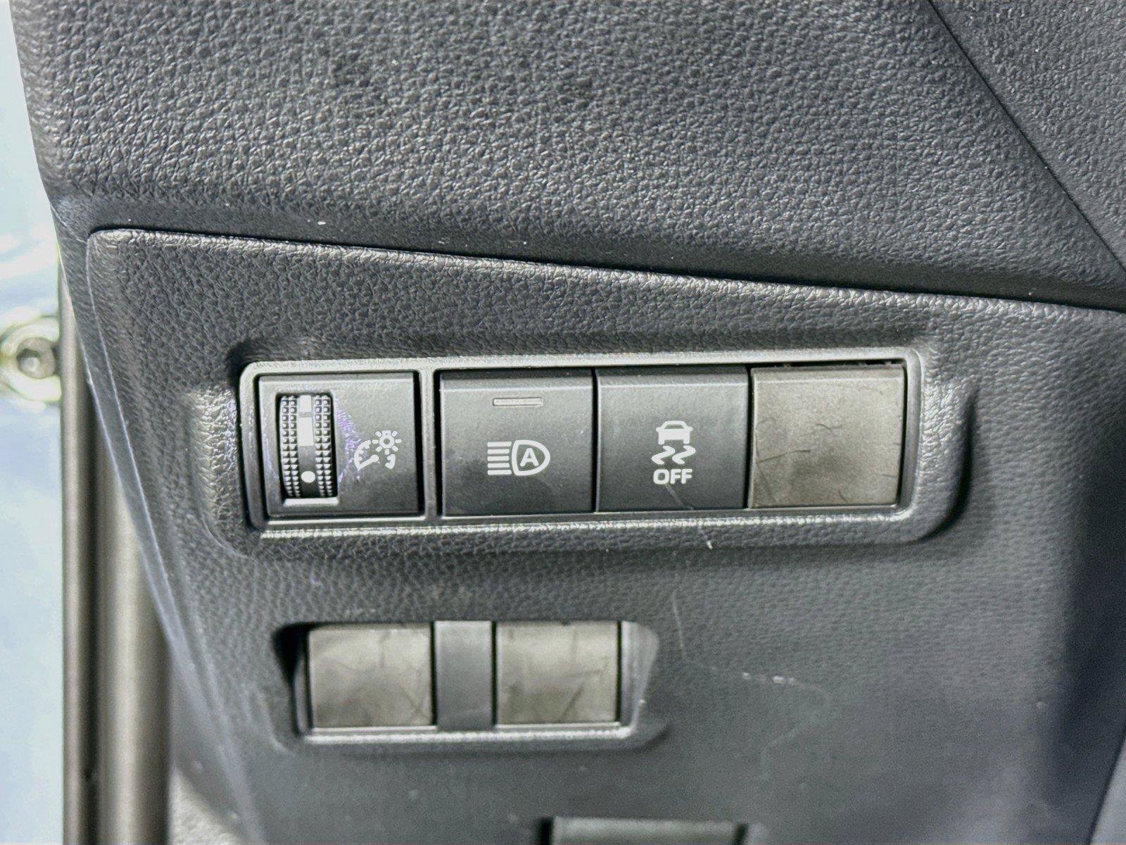 Certified 2026 Toyota Corolla Cross XLE AWD/4WD image 15
