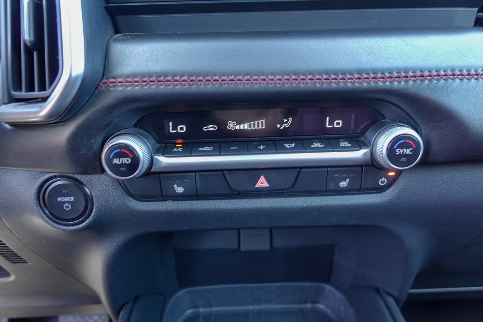 Certified 2025 MAZDA CX-50 AWD 2.5 Hybrid w/ Premium Pkg image 23
