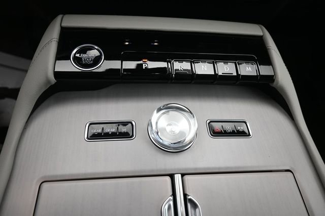 Certified 2025 Lincoln Navigator Reserve AWD/4WD image 19