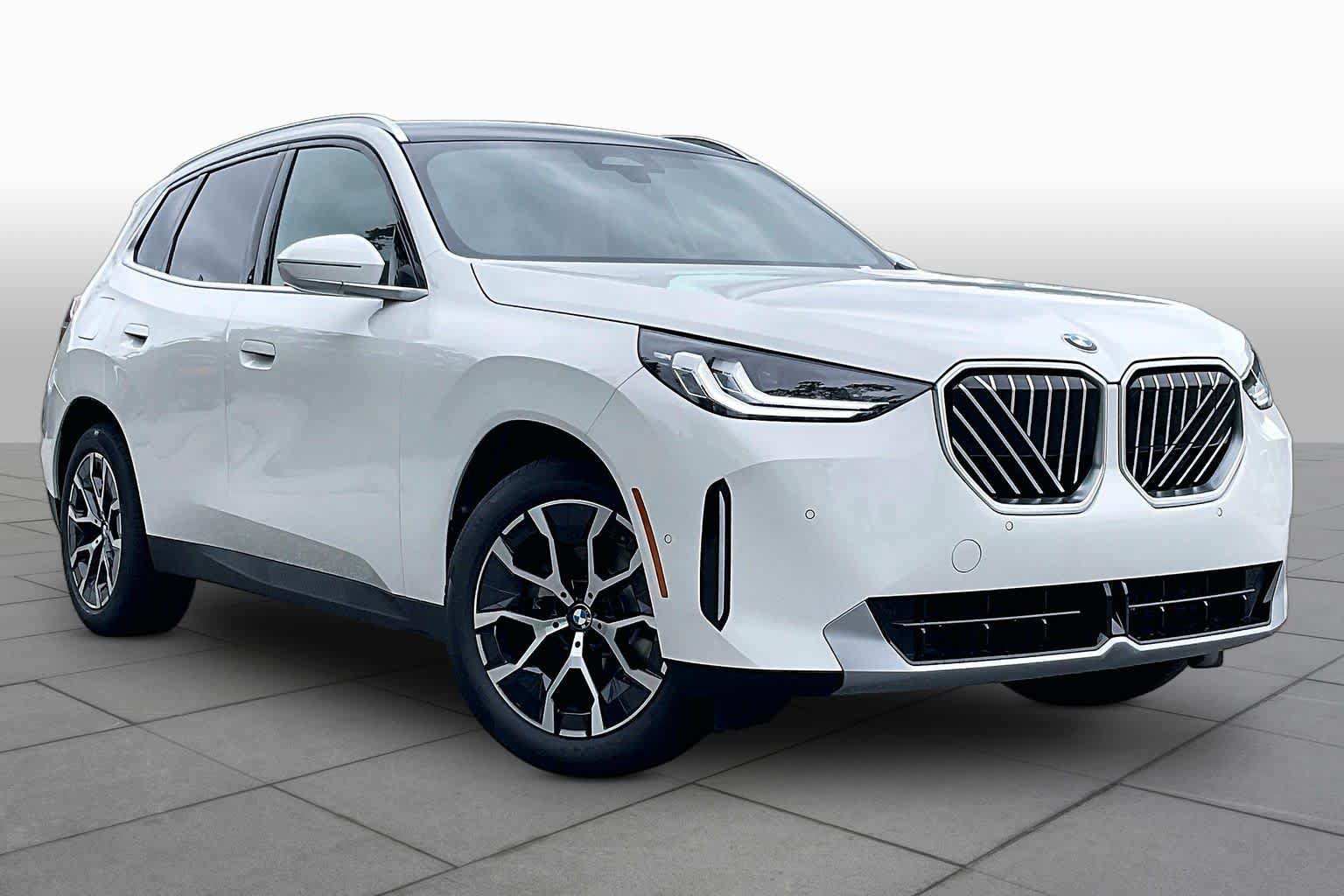New 2026 BMW X3 xDrive30i w/ Convenience Package AWD/4WD image 2