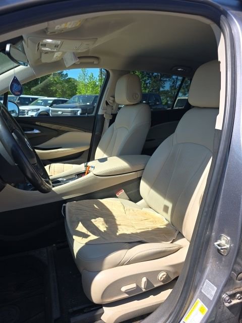 Used 2019 Buick Envision Preferred image 8