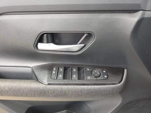 Used 2026 Nissan Kicks SV FWD image 27