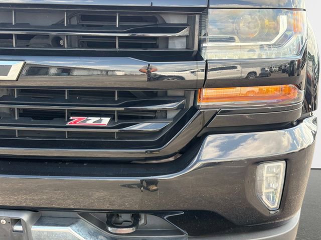 Used 2018 Chevrolet Silverado 1500 LT w/ All Star Edition AWD/4WD image 9