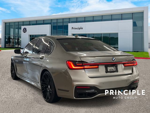 Used 2021 BMW M760i xDrive image 5