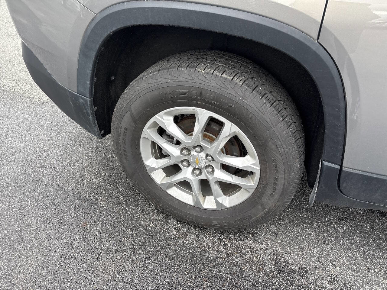 Used 2019 Chevrolet Traverse LT FWD image 27