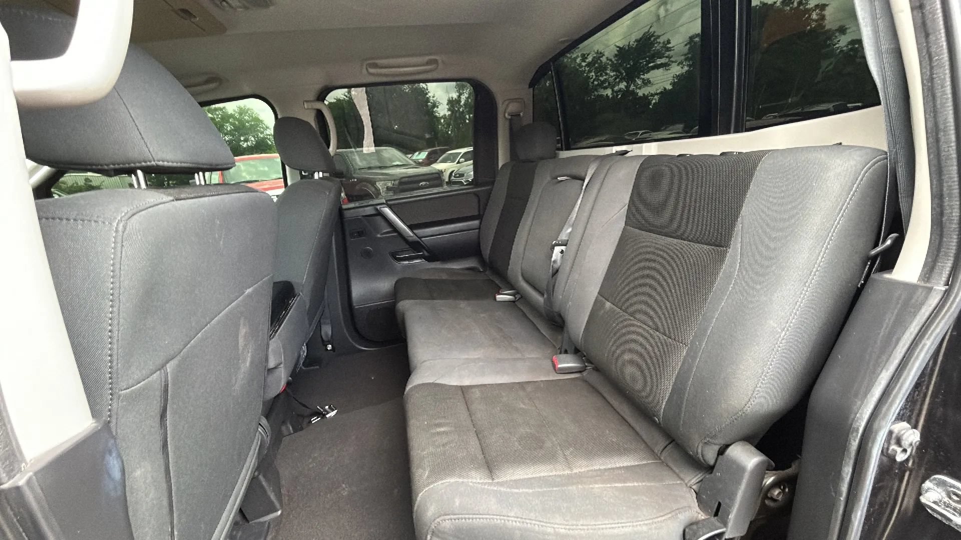 Used 2008 Nissan Titan LE AWD/4WD image 16