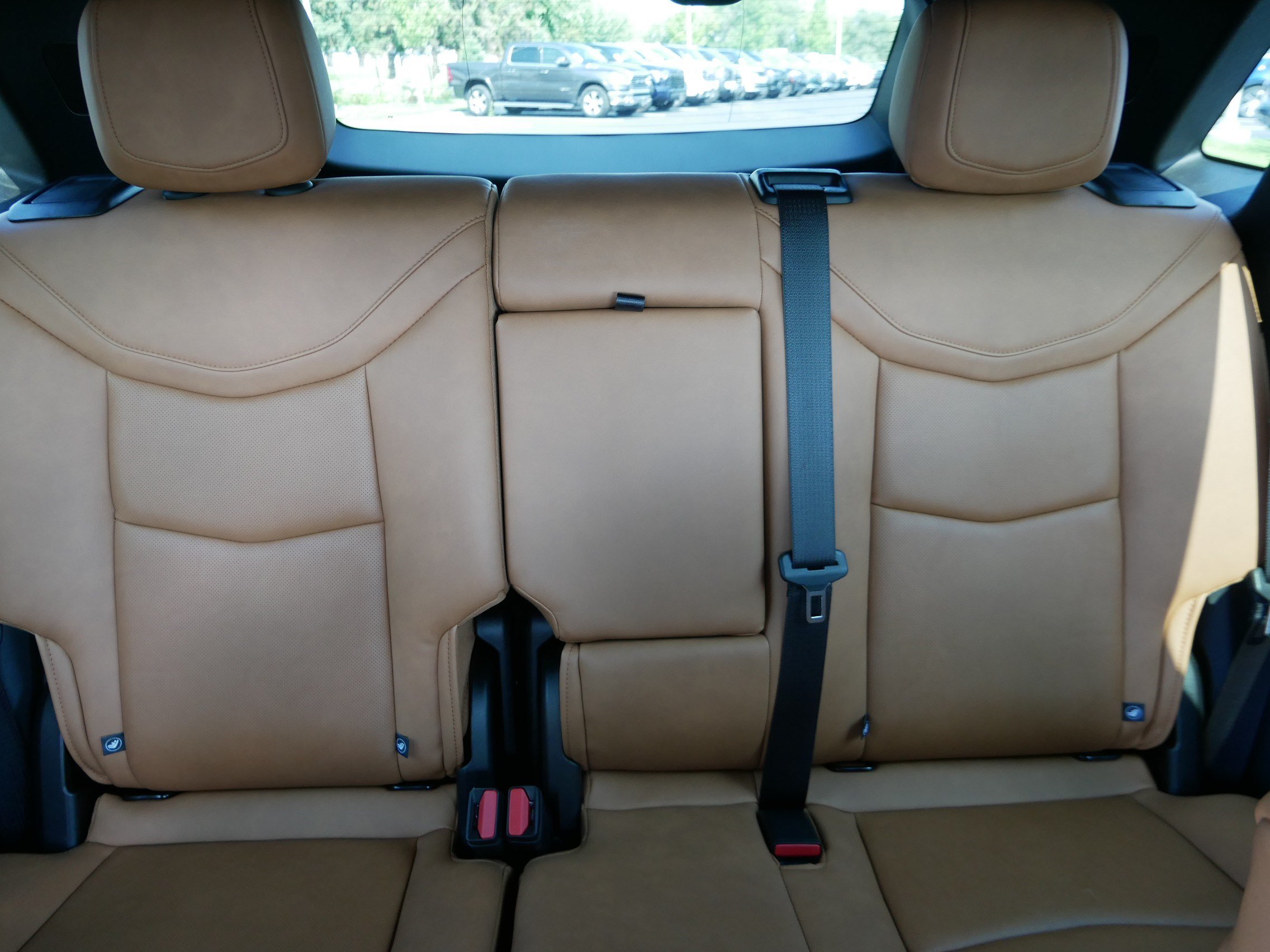 Used 2026 Cadillac XT5 Premium Luxury w/ LPO, Floor Liner Package AWD/4WD image 11