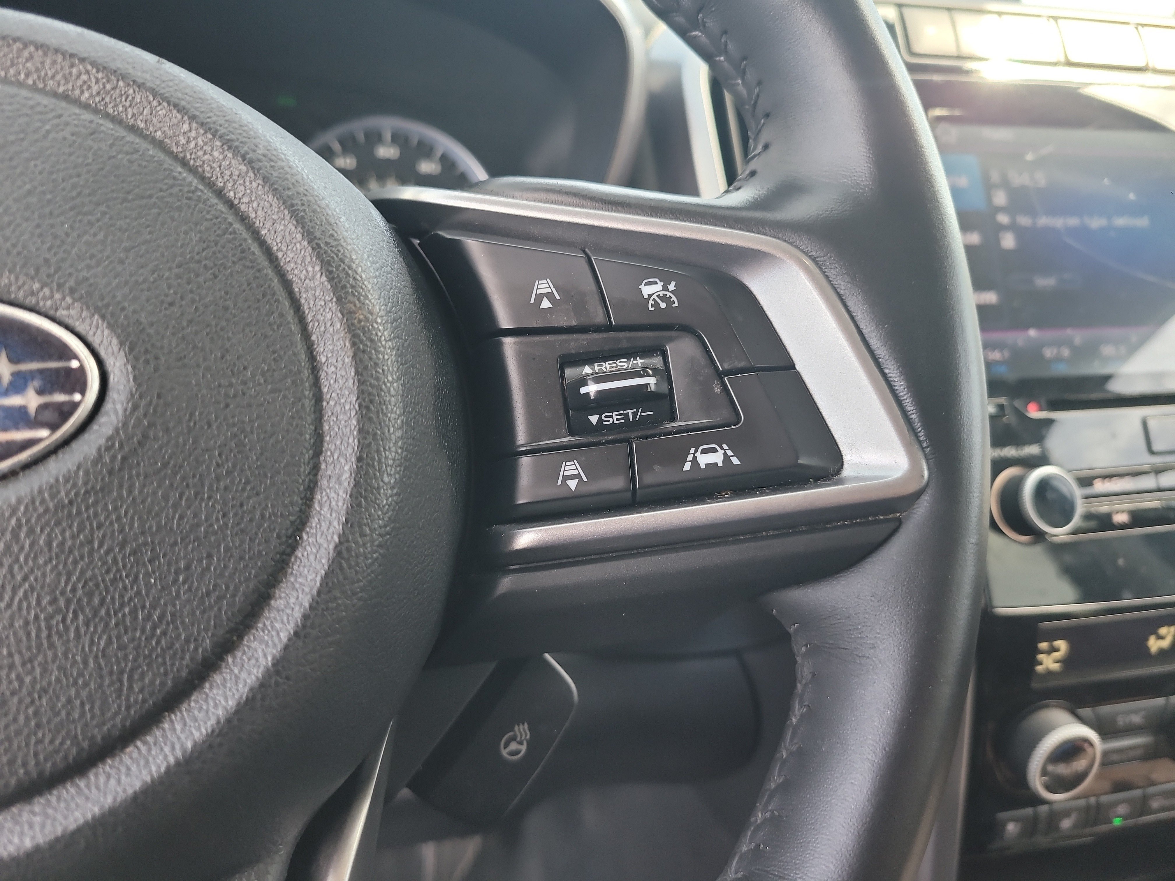 Used 2020 Subaru Ascent Touring AWD/4WD image 29