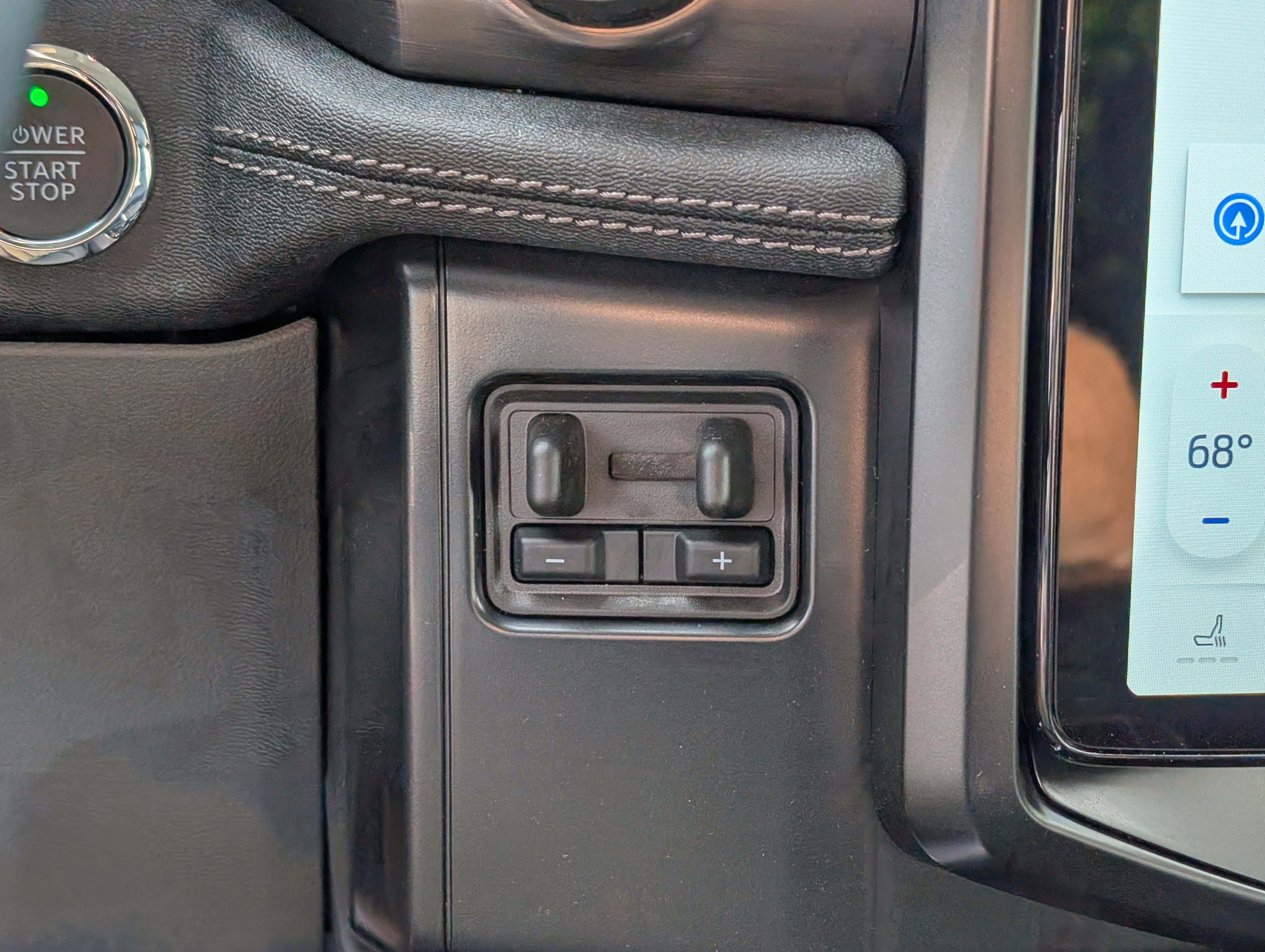 New 2025 Ford F150 Lightning Flash image 25