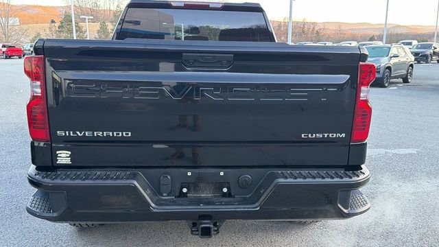 Used 2022 Chevrolet Silverado 1500 Custom image 5