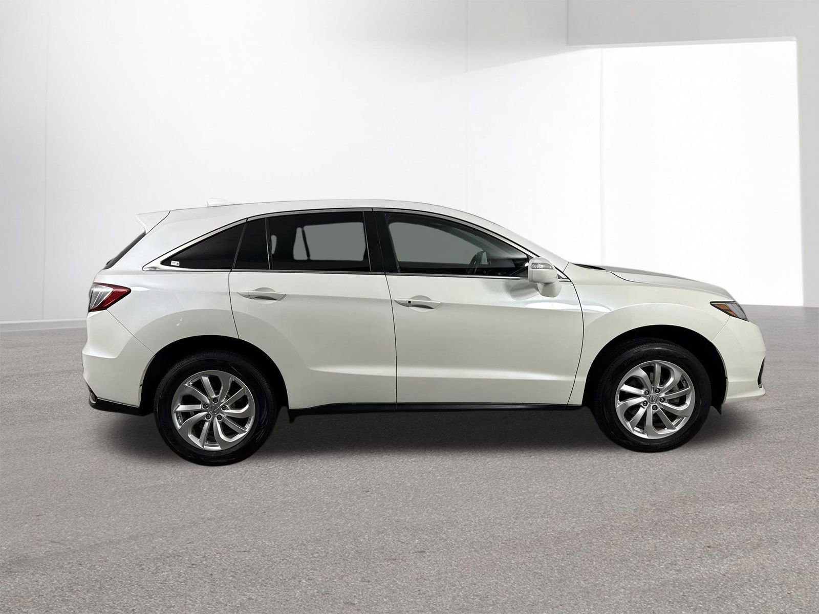 Used 2018 Acura RDX w/ Technology Package image 36