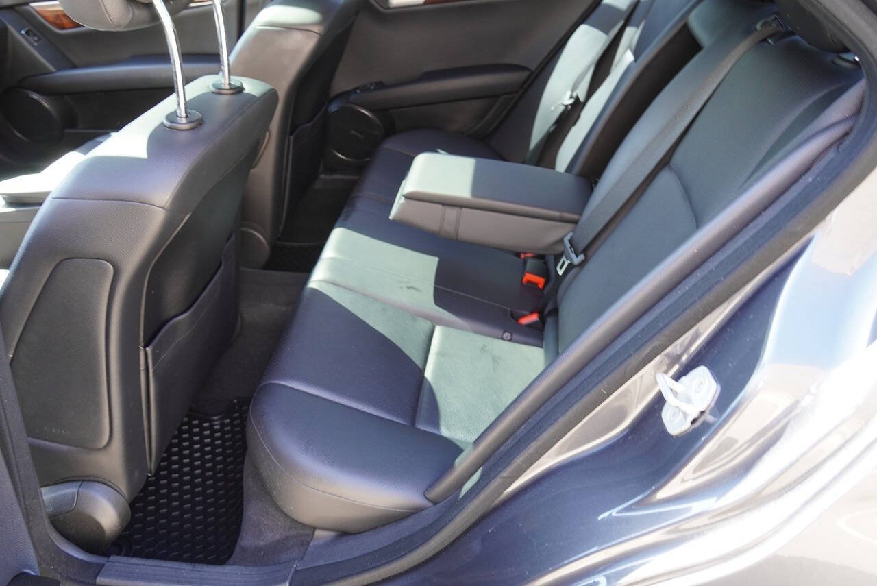 Used 2013 Mercedes-Benz C 300 4MATIC Sedan image 16
