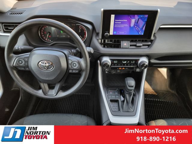 Used 2025 Toyota RAV4 XLE w/ Convenience Package FWD image 27