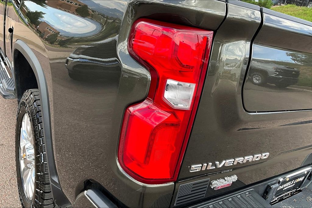 Used 2022 Chevrolet Silverado 3500 High Country w/ Technology Package image 33