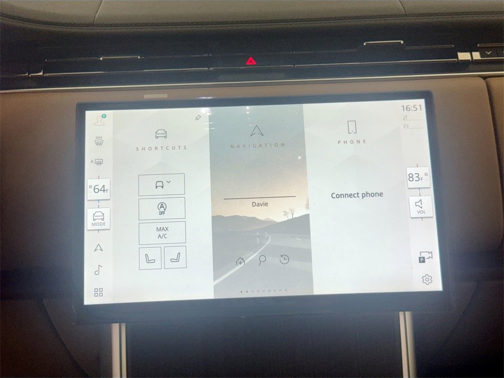 New 2026 Land Rover Range Rover Long Wheelbase SE image 15