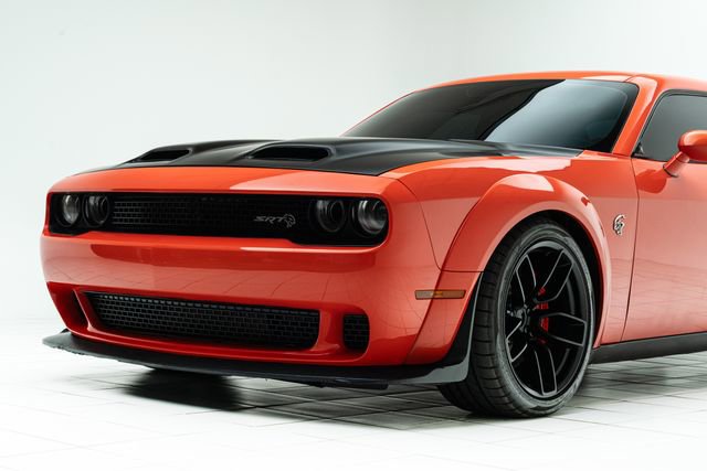 Used 2019 Dodge Challenger SRT Hellcat image 10