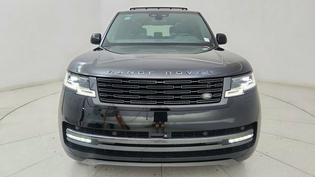 Used 2025 Land Rover Range Rover SE AWD/4WD image 13